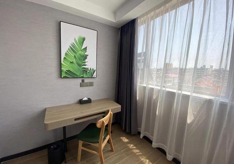 Люкс, Thank Inn Plus Xinyang Gushi Liaocheng Avenue