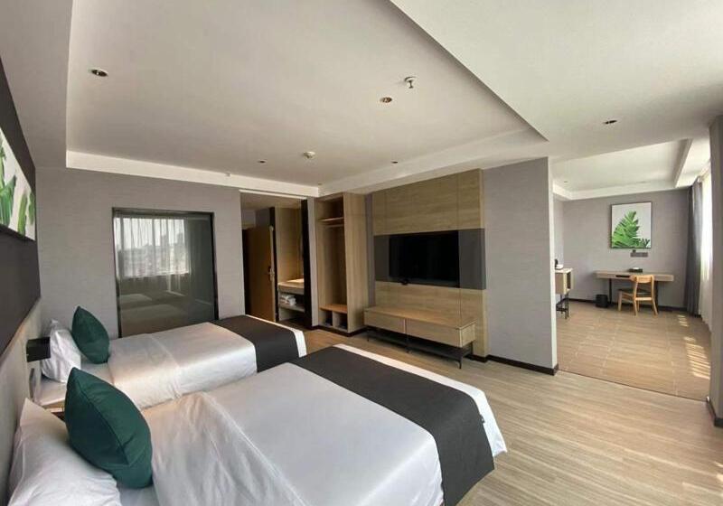 スイート, Thank Inn Plus Xinyang Gushi Liaocheng Avenue