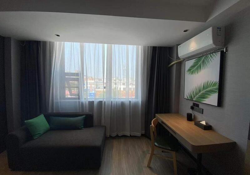 Номер Стандарт, Thank Inn Plus Xinyang Gushi Liaocheng Avenue