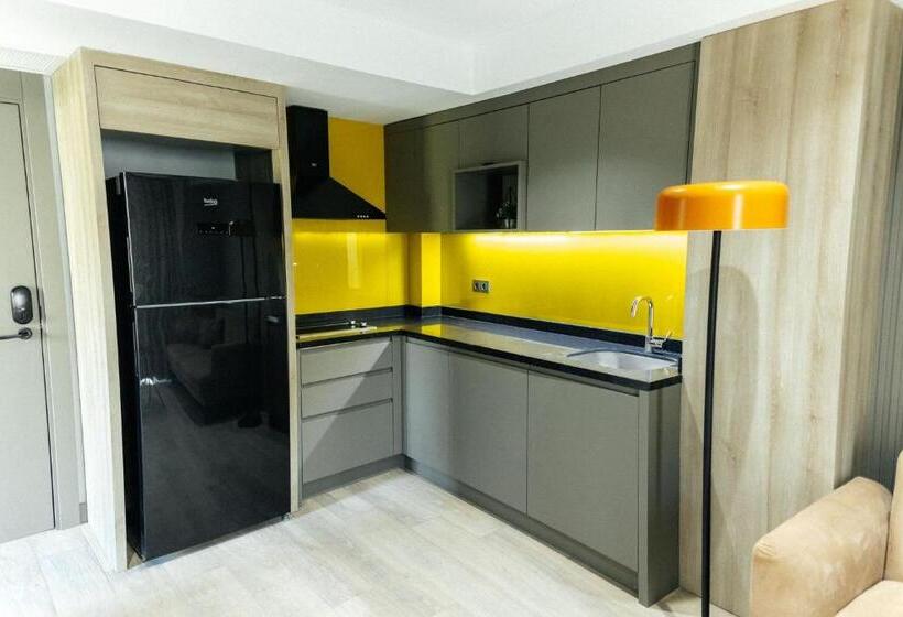 豪华套房, Leaf River Suites