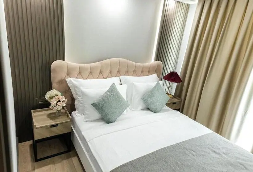 デラックススイート, Leaf River Suites