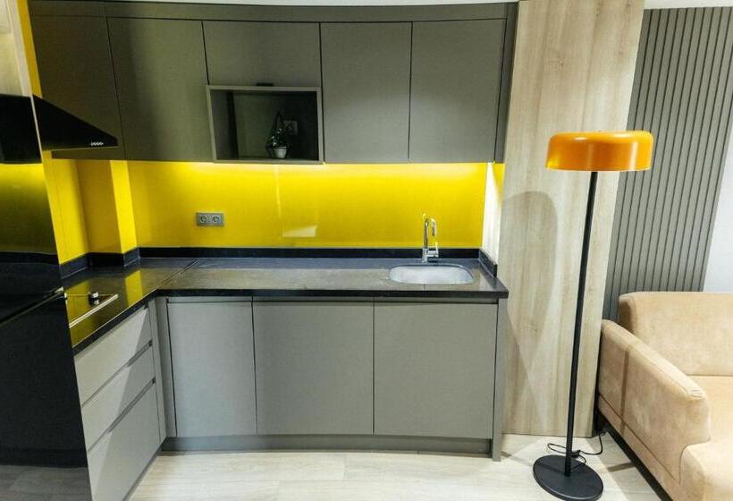 豪华套房, Leaf River Suites