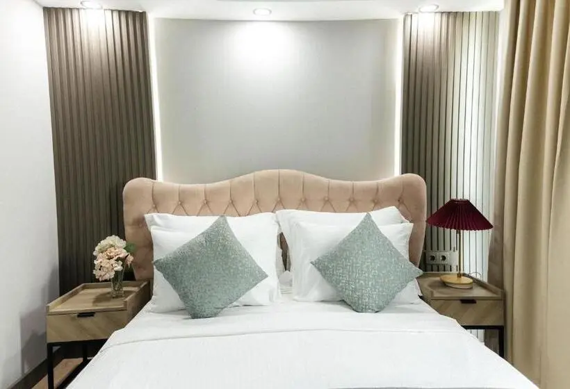 デラックススイート, Leaf River Suites