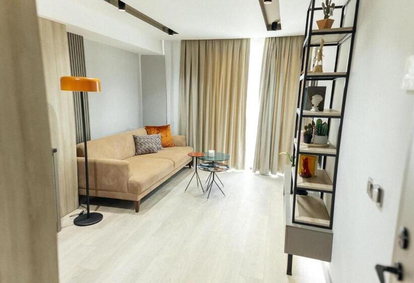 豪华套房, Leaf River Suites