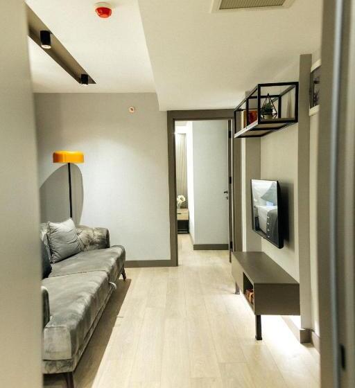 豪华套房, Leaf River Suites