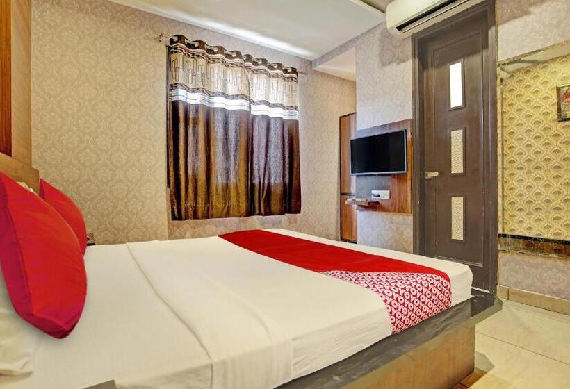 Pokój Trzyosobowy Klasyczny, Oyo Flagship 81231 Hotel Seven