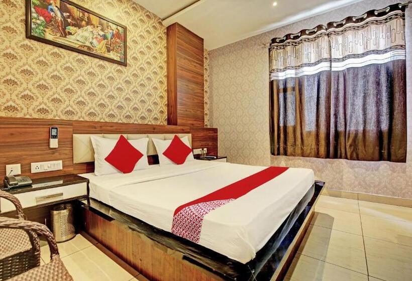 Pokój Trzyosobowy Klasyczny, Oyo Flagship 81231 Hotel Seven