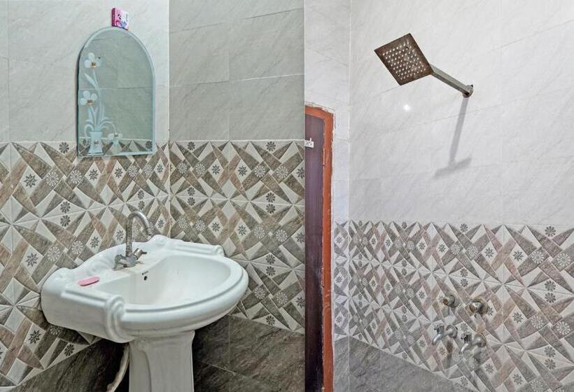 三人经典房间, Oyo Flagship 81535 Hotel Krishna Vandanam