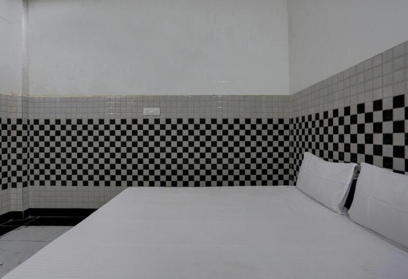 חדר קלאסי לשלושה, Oyo Hotel Dream