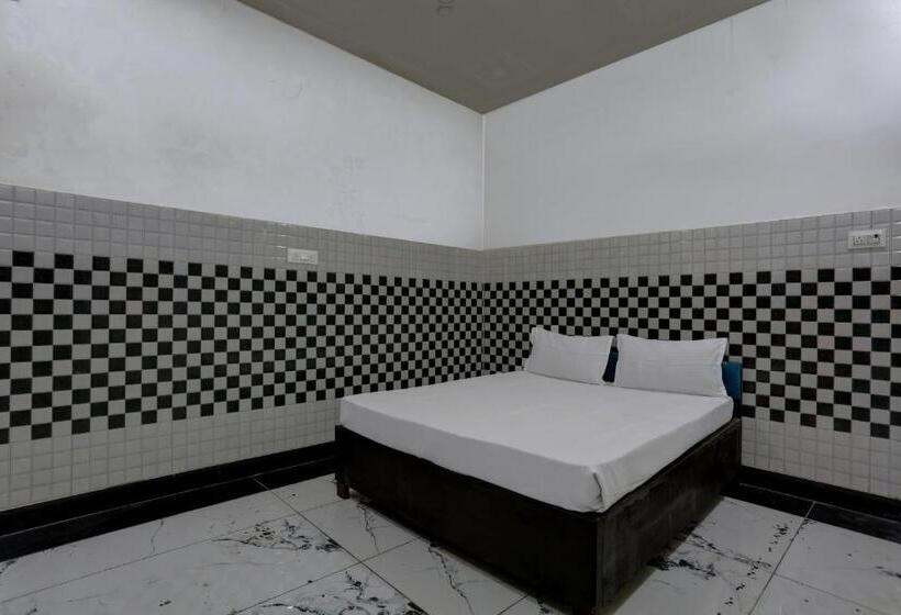 三人经典房间, Oyo Hotel Dream