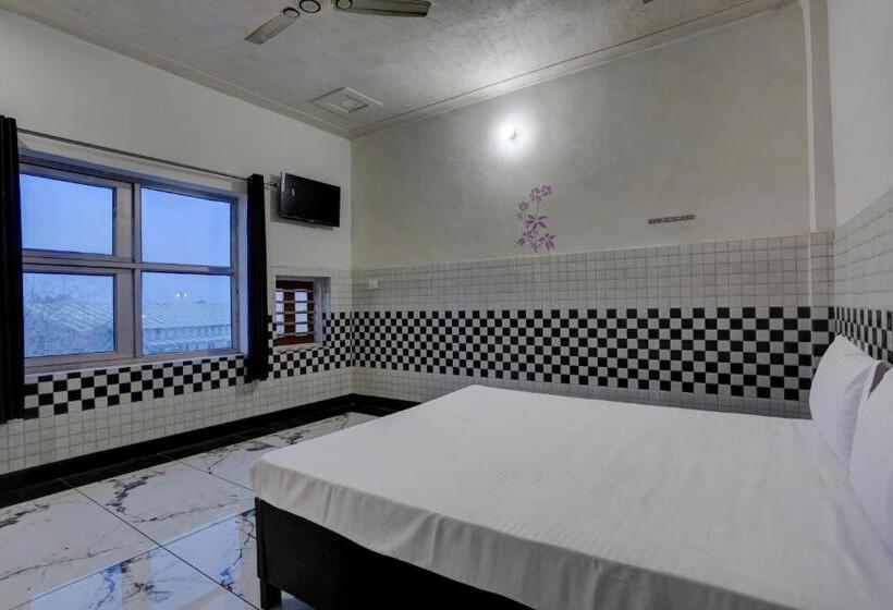 חדר קלאסי לשלושה, Oyo Hotel Dream