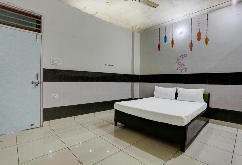 三人经典房间, Oyo Hotel Dream