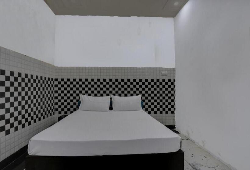 חדר קלאסי לשלושה, Oyo Hotel Dream