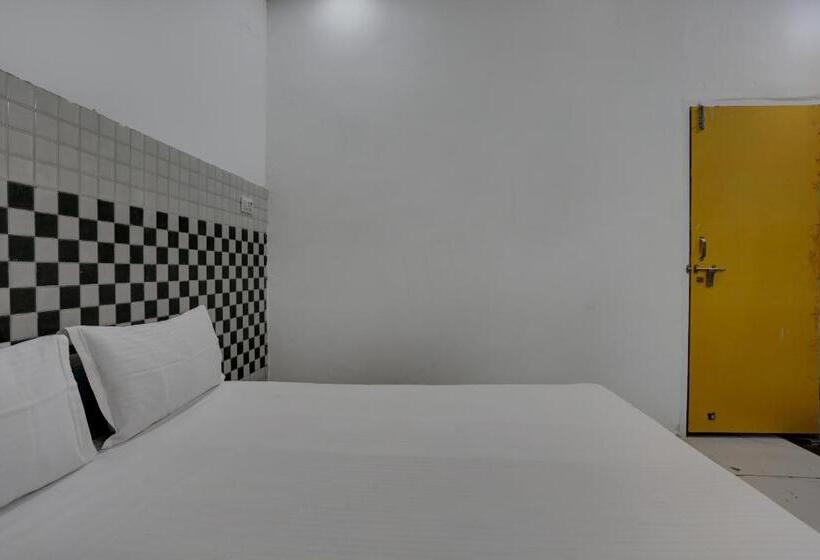 חדר קלאסי לשלושה, Oyo Hotel Dream