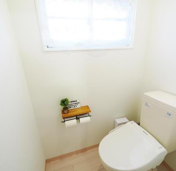 חדר סטנדרט לארבעה, Locona +rakuta