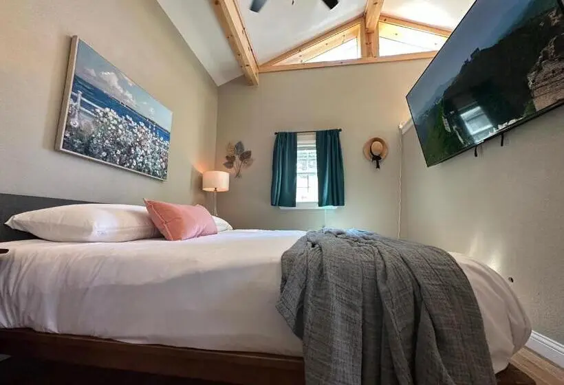 ファミリールーム, Luxury Smart Bungalow