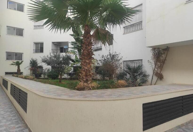 اتاق استاندارد, Room In Apartment Refined Elegance Cite Les Palmiers