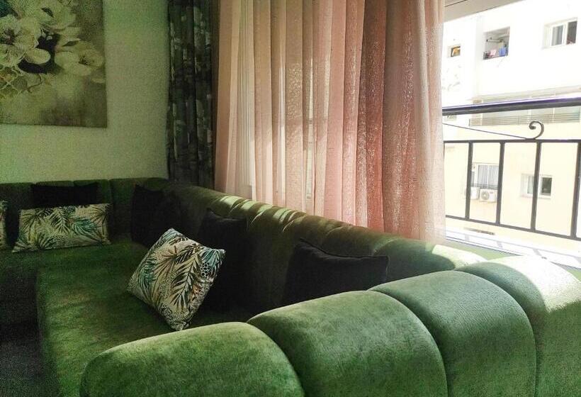 اتاق استاندارد, Room In Apartment Refined Elegance Cite Les Palmiers