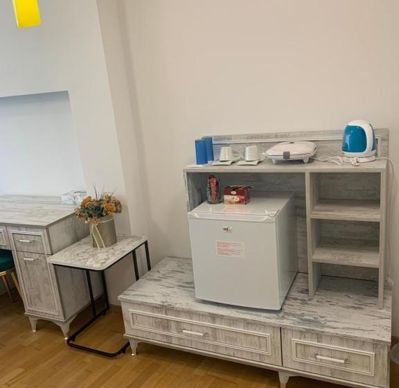 اتاق لوکس, Ae Apart