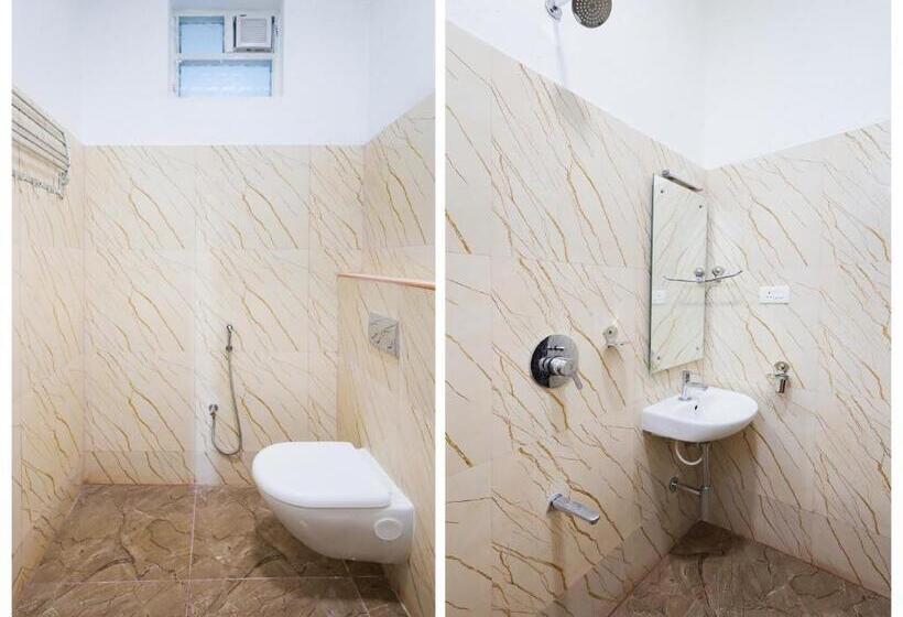 トリプルクラシックルーム, Oyo Flagship Sri Vishnu Inn