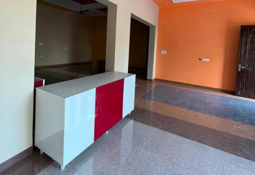 Klassiskt Trippelrum, Oyo The Golf Star Near Pvr Ansal Plaza Greater Noida