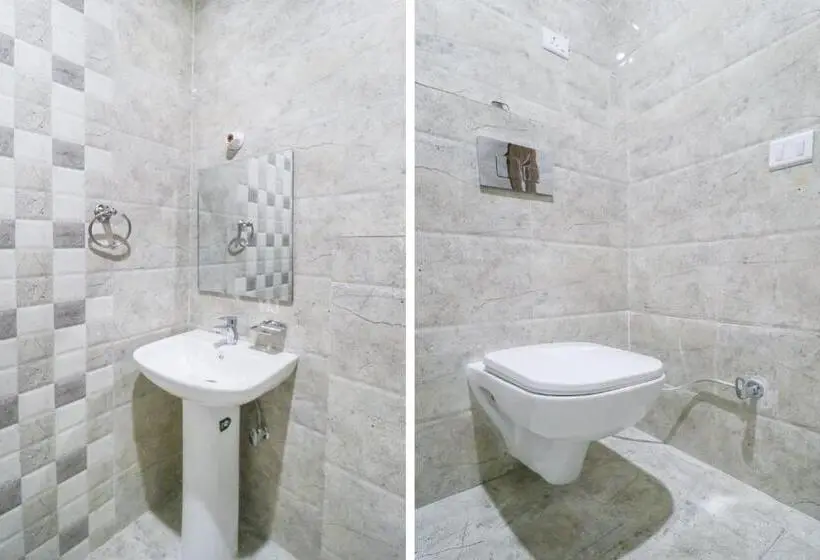 اتاق کلاسیک سه تخته, Oyo Flagship Hotel Ambani