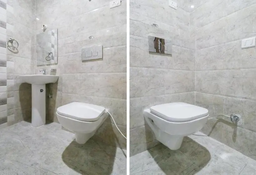 اتاق کلاسیک سه تخته, Oyo Flagship Hotel Ambani