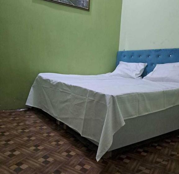 Трехместный Номер Классика, Oyo Hotel Yes Inn