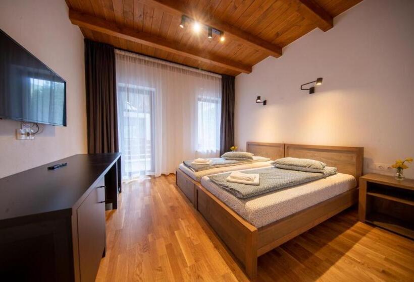 חדר סטנדרט עם מרפסת, Castor