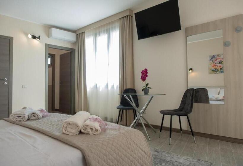 חדר סטנדרט עם ג'קוזי, Green Guest House