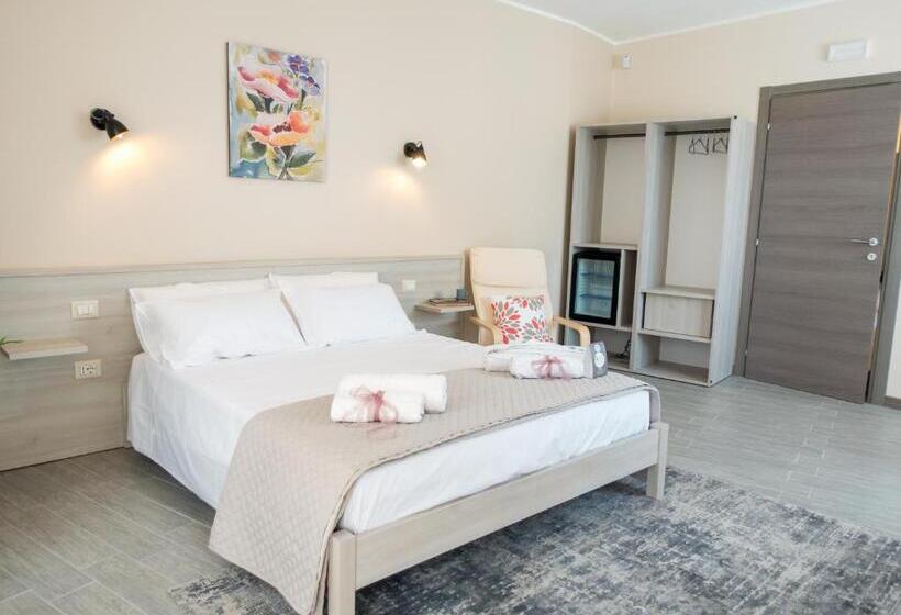 اتاق استاندارد با وان آب گرم, Green Guest House