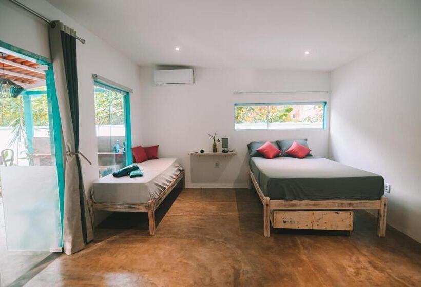 Quarto Triplo Deluxe, Oxóssi Suites