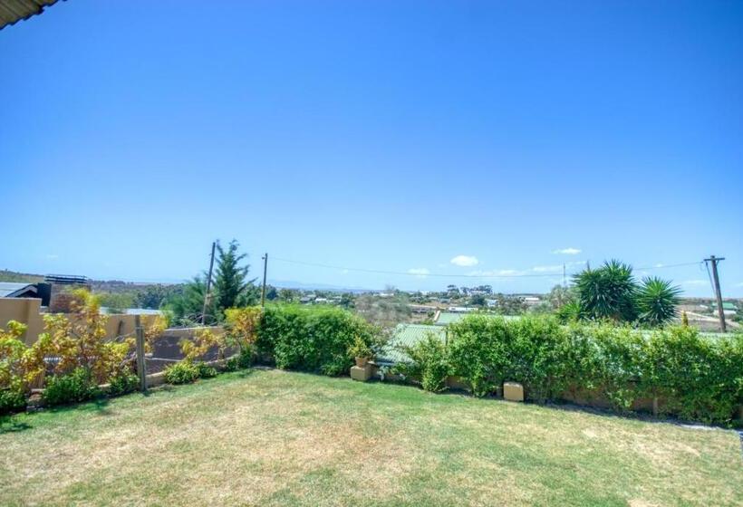 غرفة عائلية, Suntouched Inn