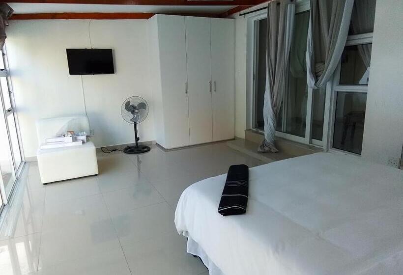 デラックスルーム, Tru African Rest Accomodation