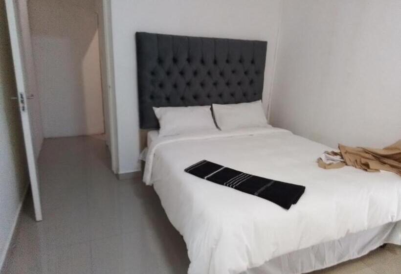 デラックスルーム, Tru African Rest Accomodation