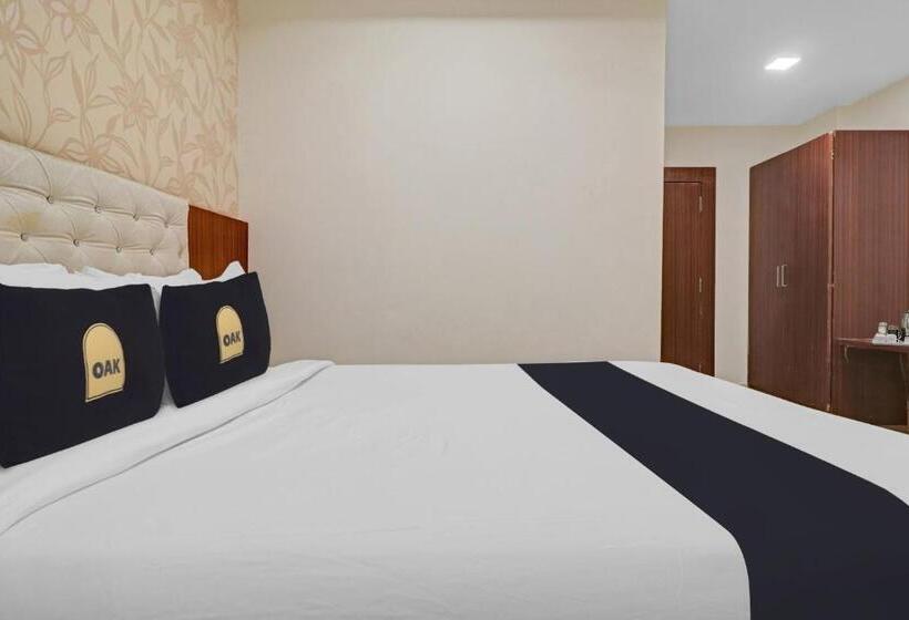 اتاق کلاسیک سه تخته, Townhouse Oak Hotel Rhythm