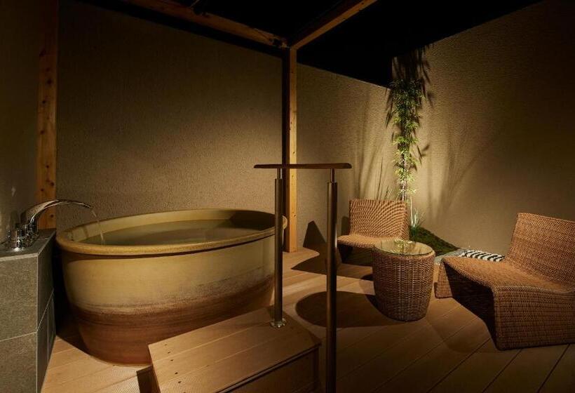 Superior Room King Size Bed, ホテル 尼乃美楽 尼崎