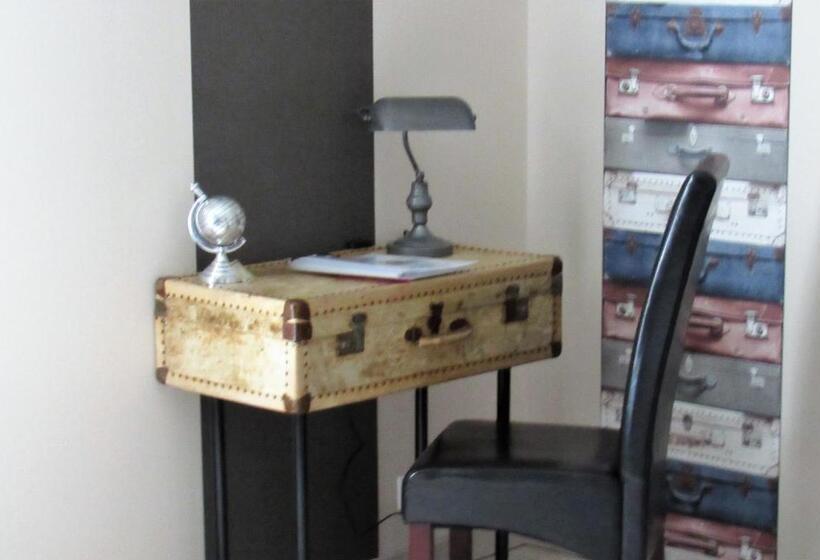 标准间, Le Pavillon Sandrey