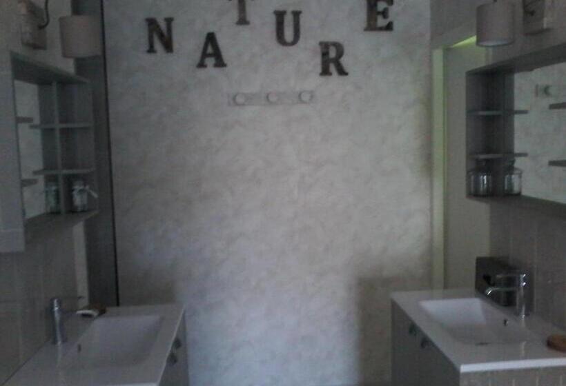 标准间, Le Pavillon Sandrey