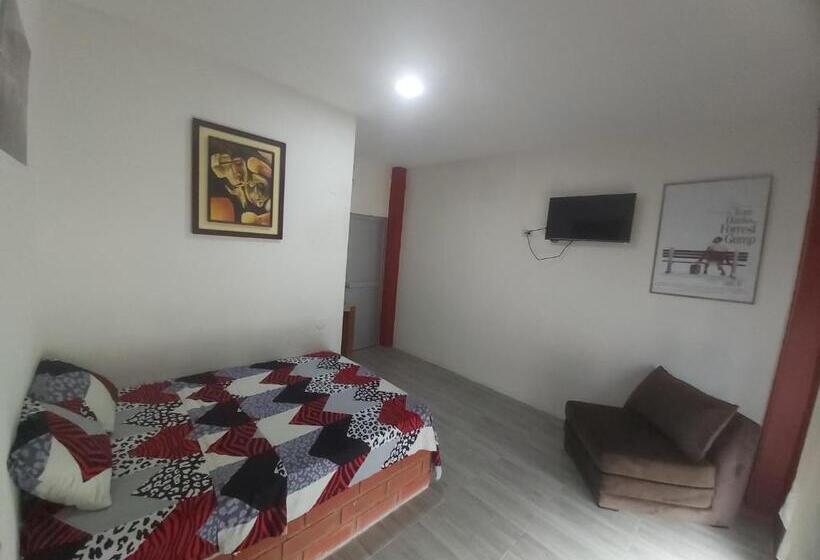 غرفة قياسية, California