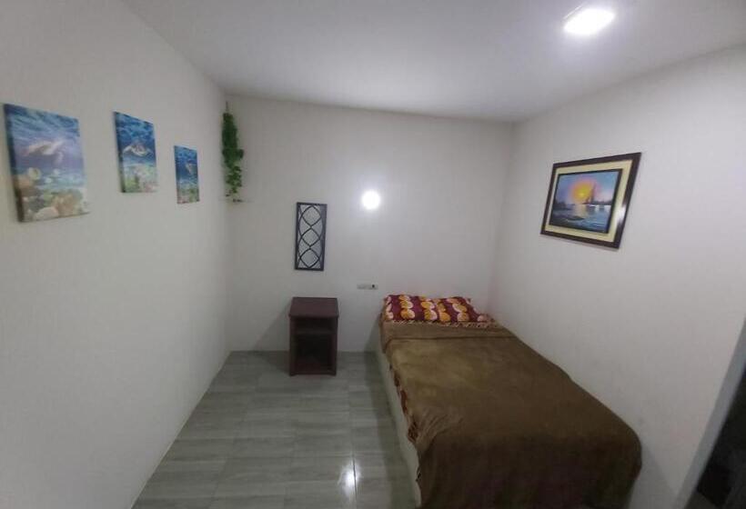 Quarto Deluxe, California
