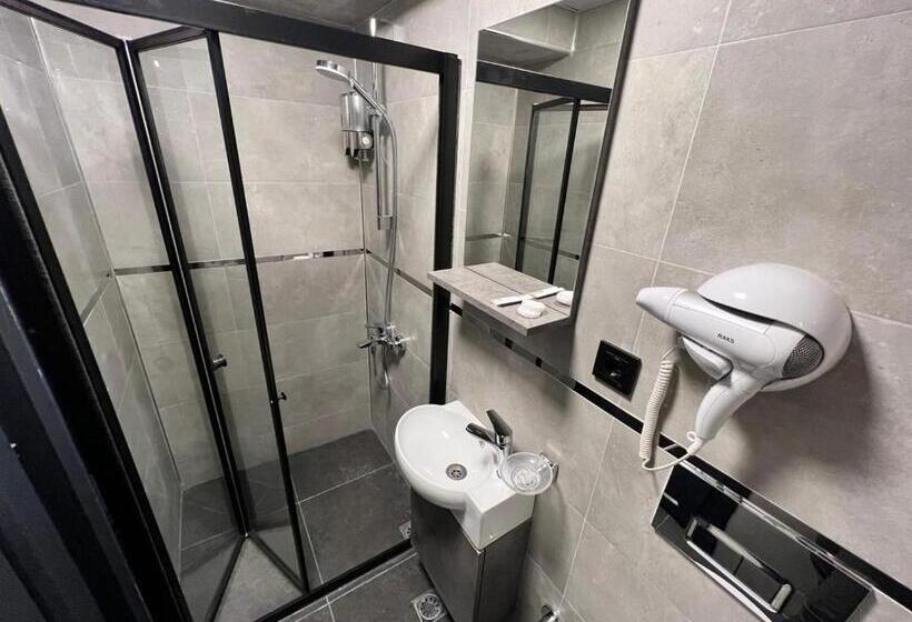 Camera Familiare, Db