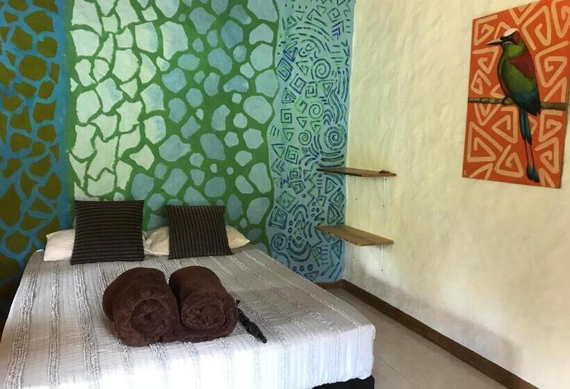 Номер Стандарт, La Greca   Casa De Paz