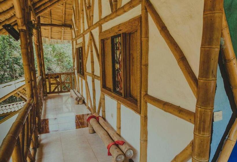 Четырехместный Номер Стандарт, La Greca   Casa De Paz