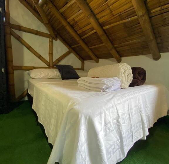 ルームシェアのワンベッド, La Greca Casa De Paz