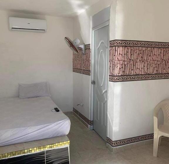 اتاق استاندارد, Privado