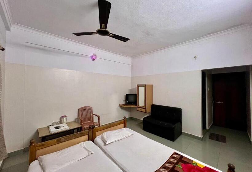 Pokój Ekonomiczny, Sai Sagar