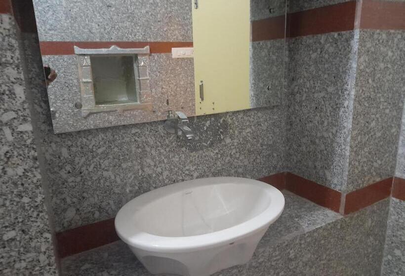 带阳台的豪华间, Shining Fort