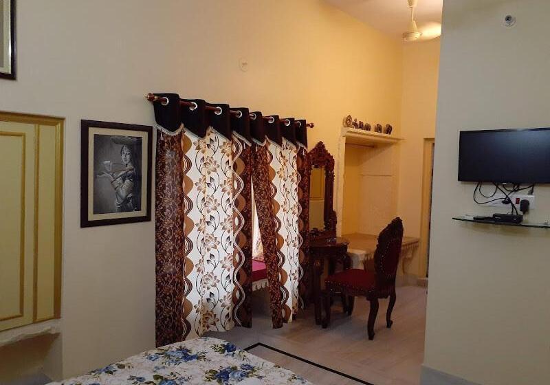 带阳台的豪华间, Shining Fort