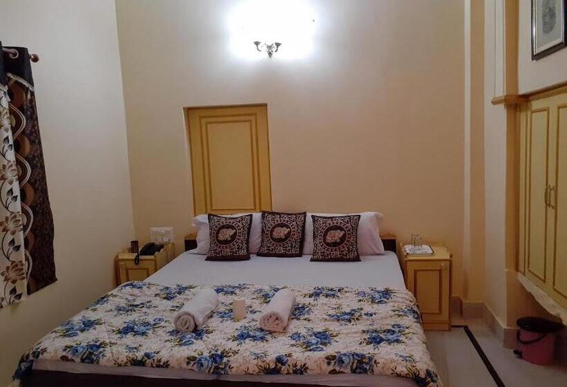 Номер Deluxe с Балконом, Shining Fort